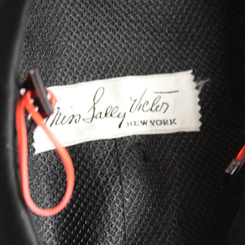 Miss Sally Victor Women's Vintage 1950's Black Feather Satin Pillbox Hat - Picture 5 of 5